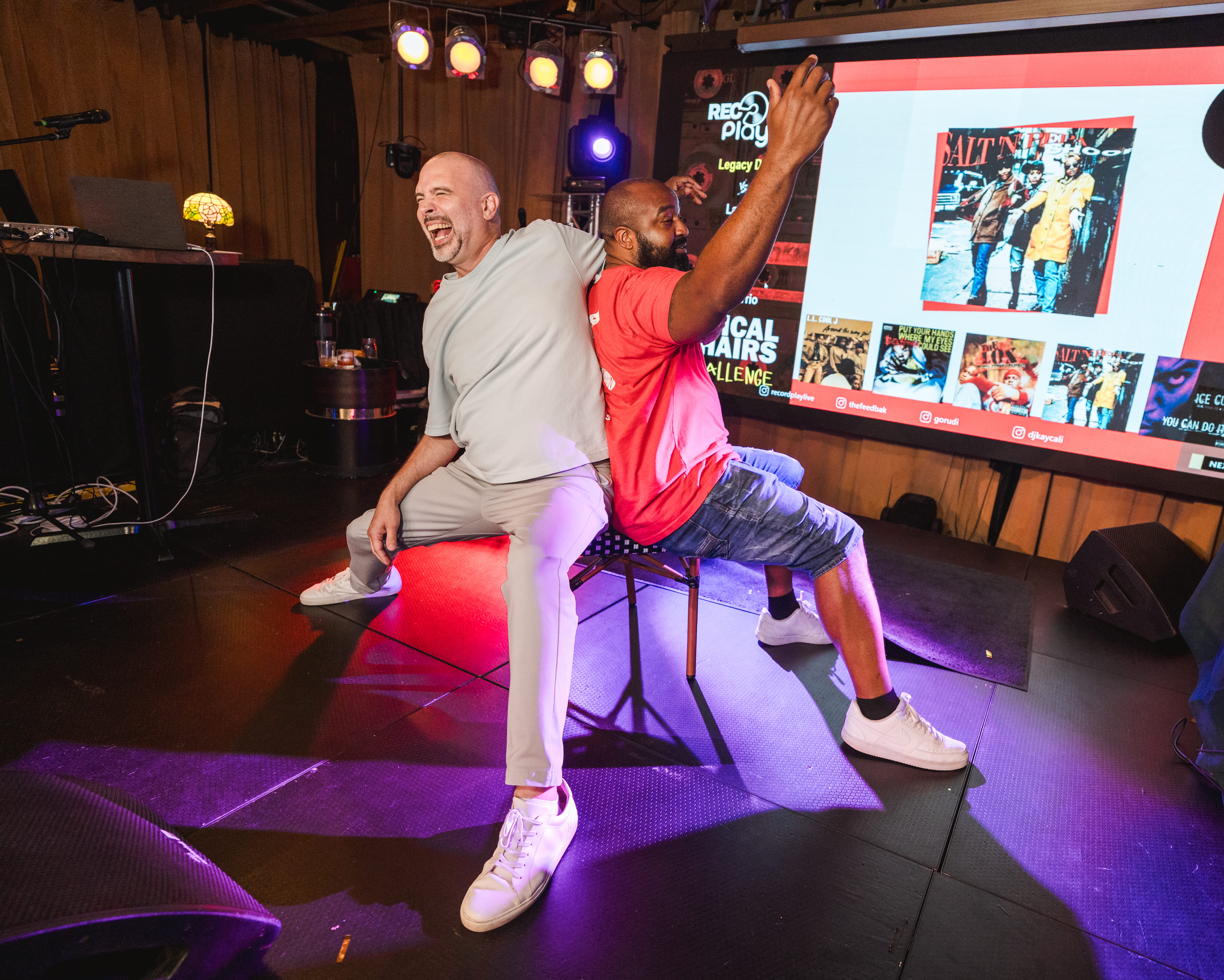 Interactive Music Trivia Gameshow photo 7