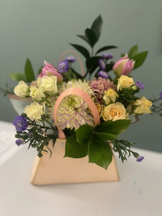 Floral Arranging Class image #3