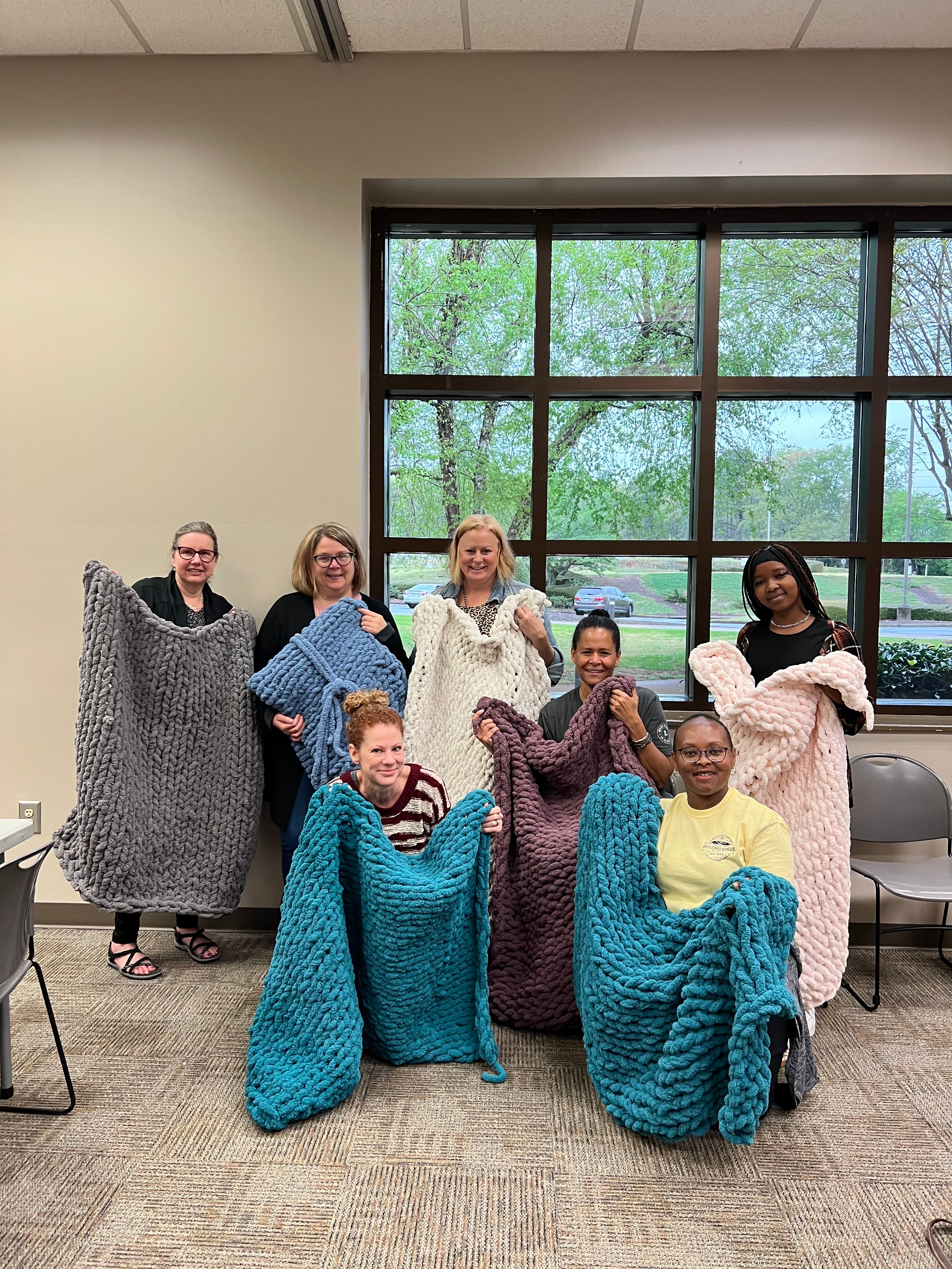Cozy Connections: Hand-Knit a Luxury Blanket Together photo 11