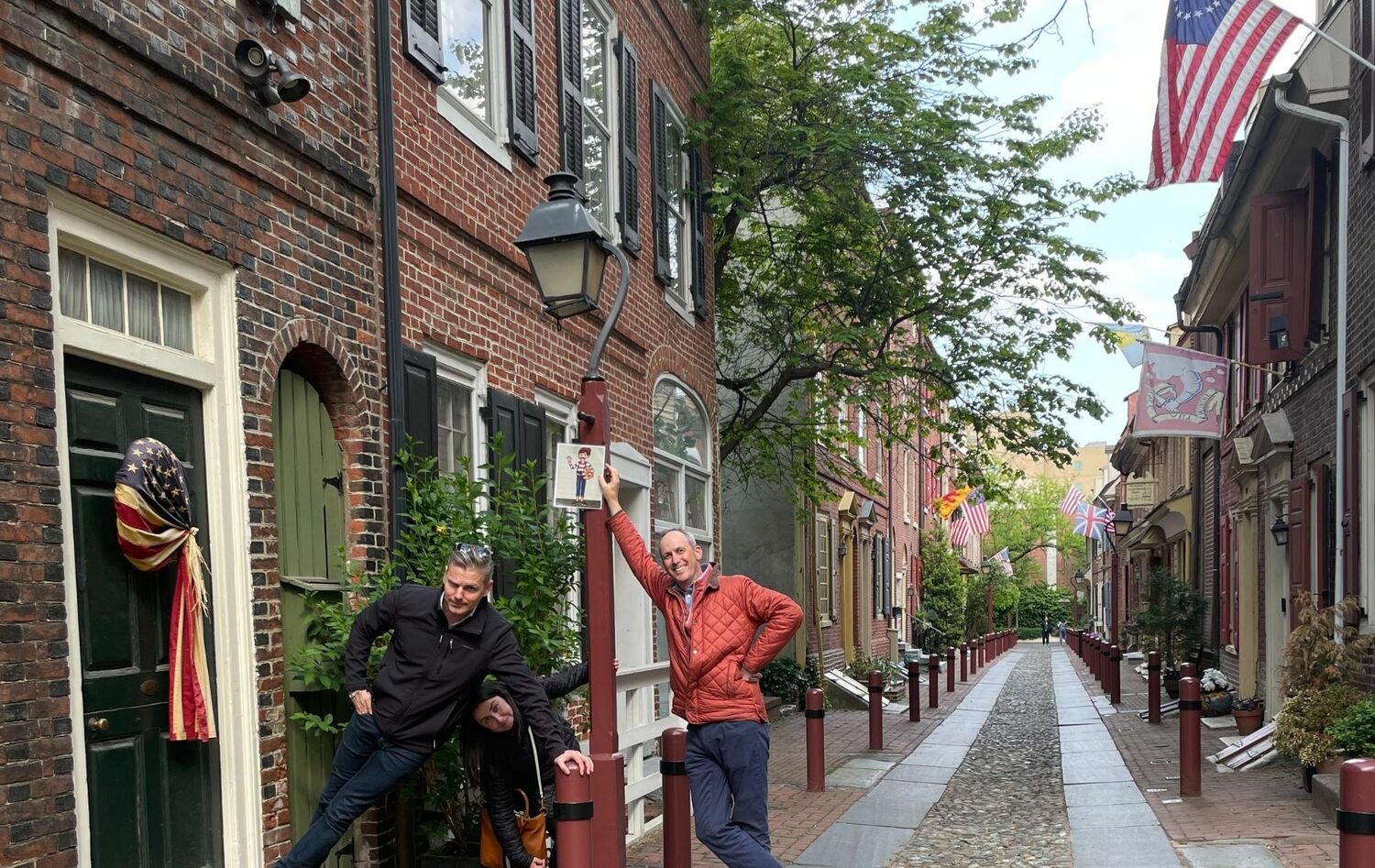 Historic Philadelphia Photo Scavenger Hunt image