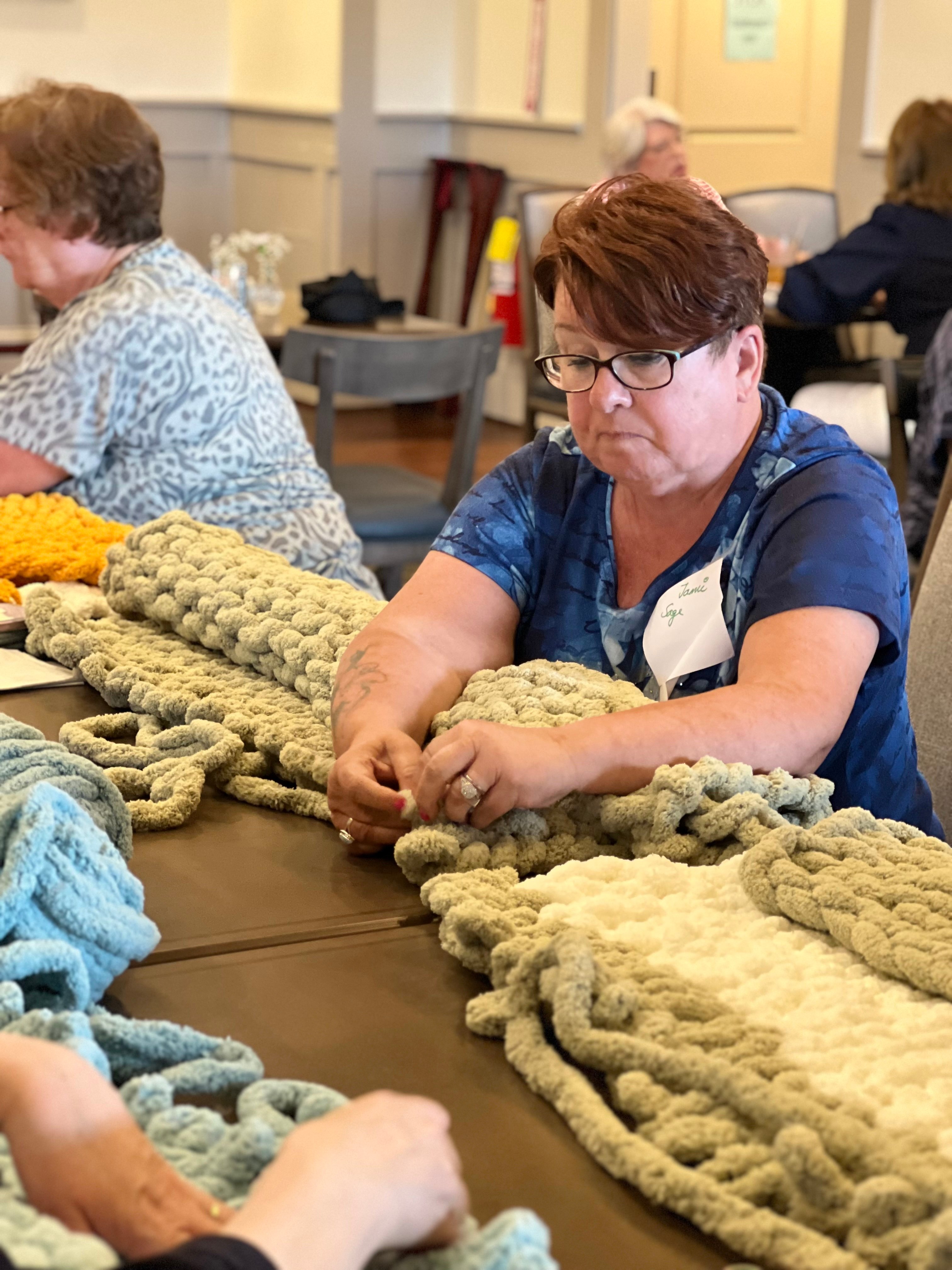 Cozy Connections: Hand-Knit a Luxury Blanket Together photo 8