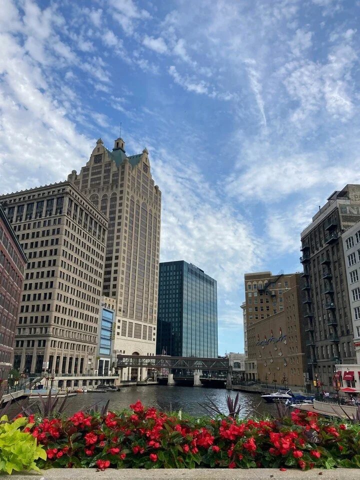 Milwaukee team building skyline