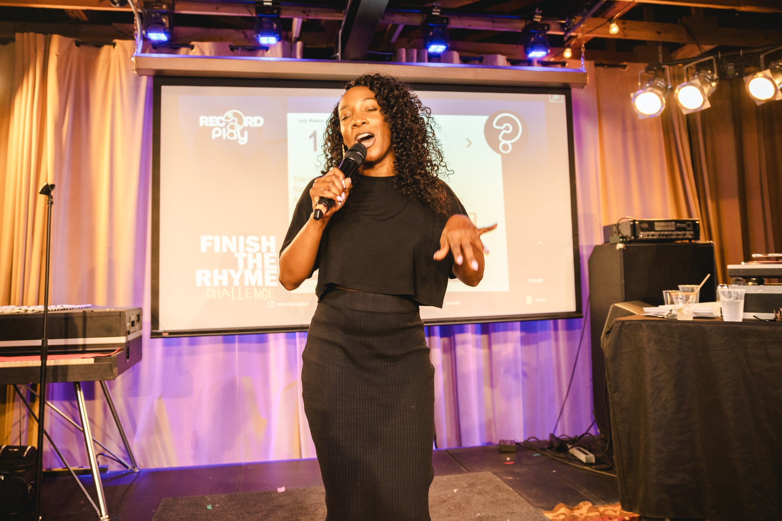 Interactive Music Trivia Gameshow photo 13
