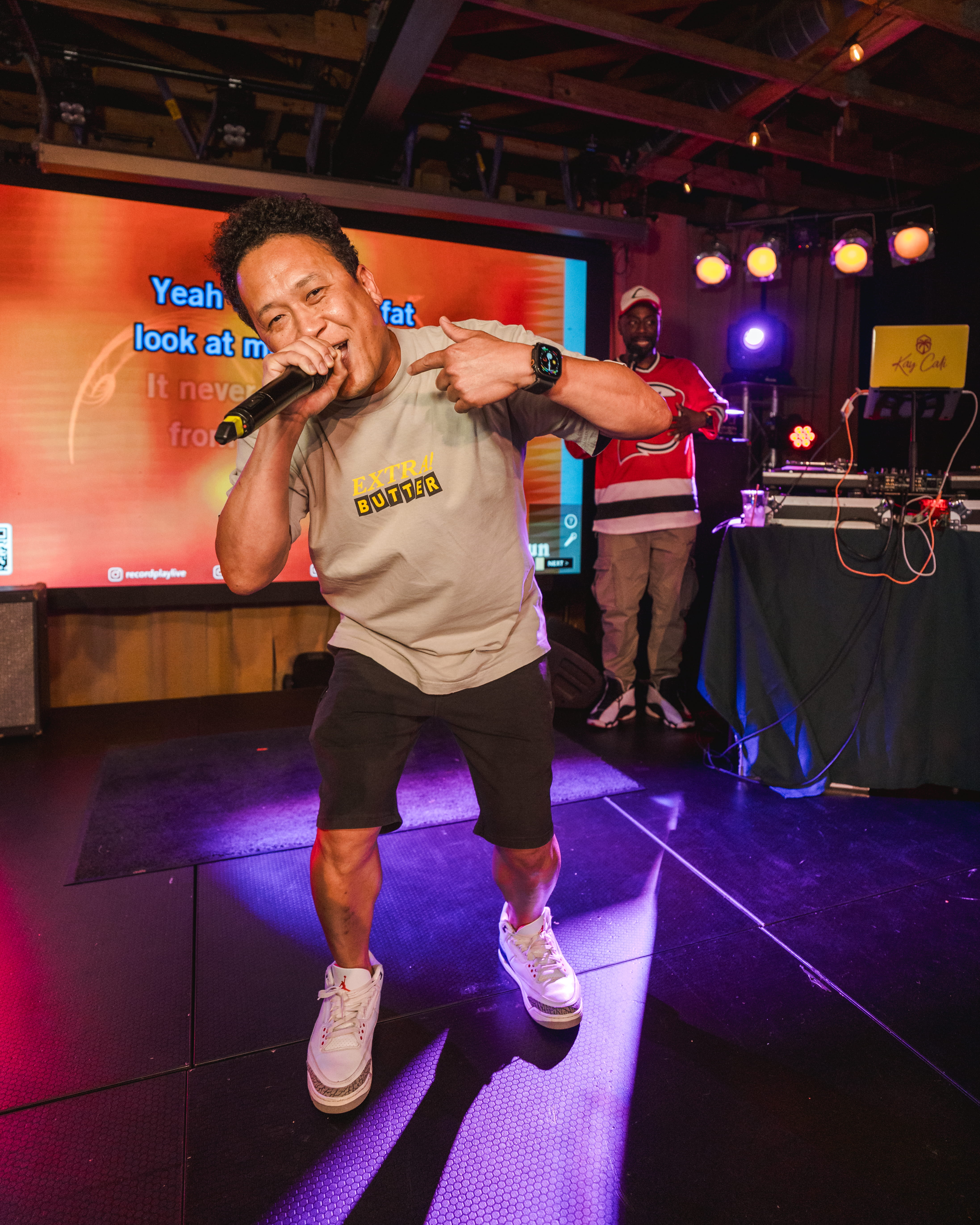 Interactive Music Trivia Gameshow photo 6