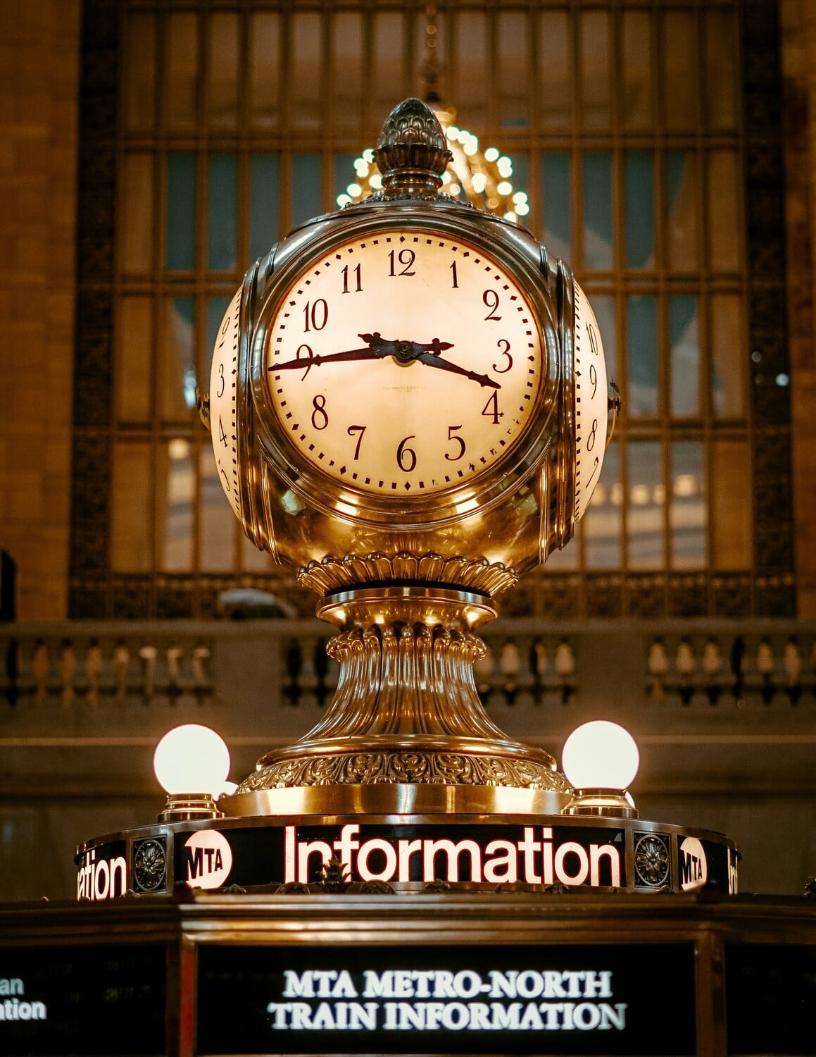 Murder in Grand Central Terminal image #3
