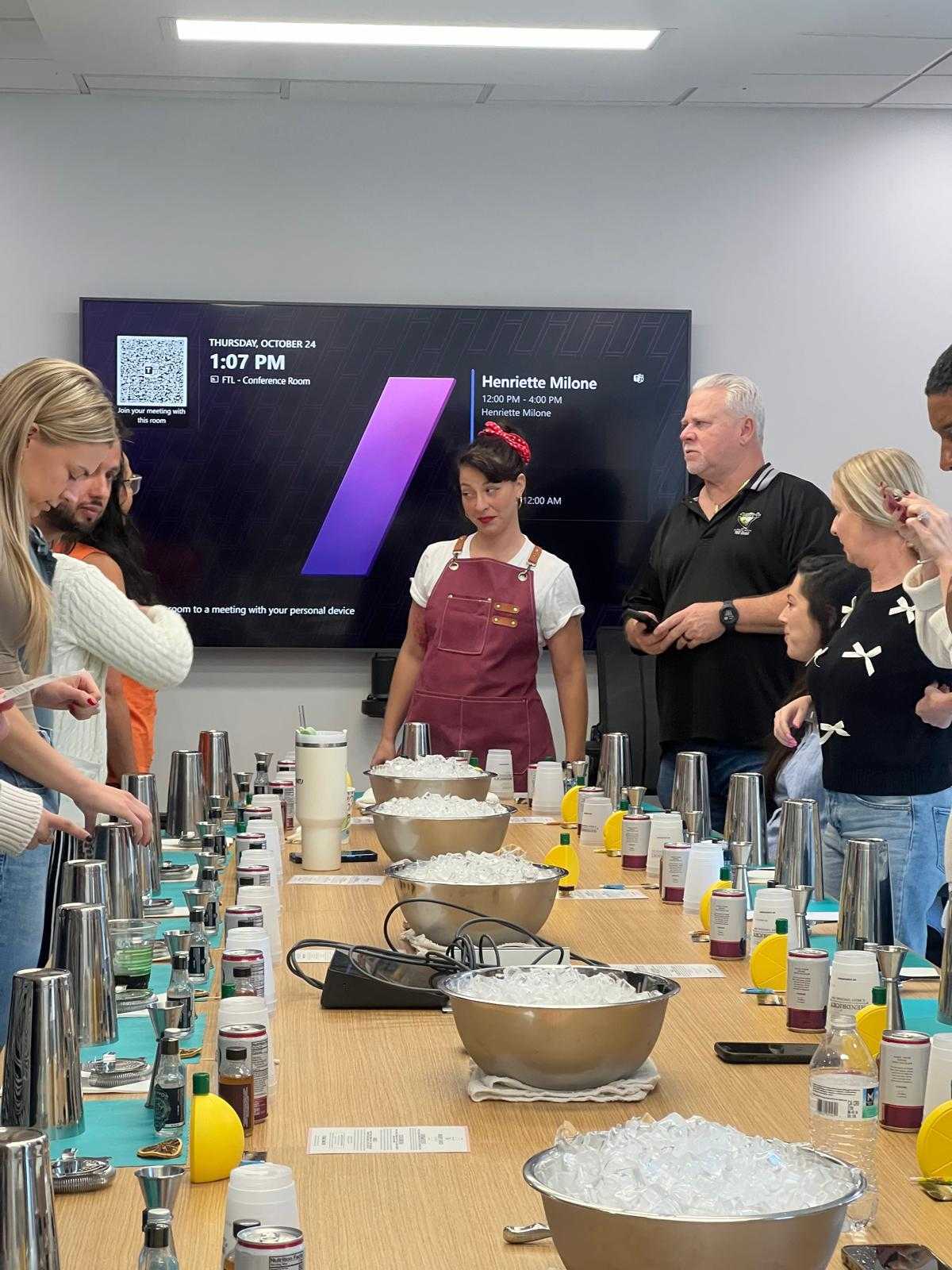 Learn to shake like an expert: Mixology Workshop image