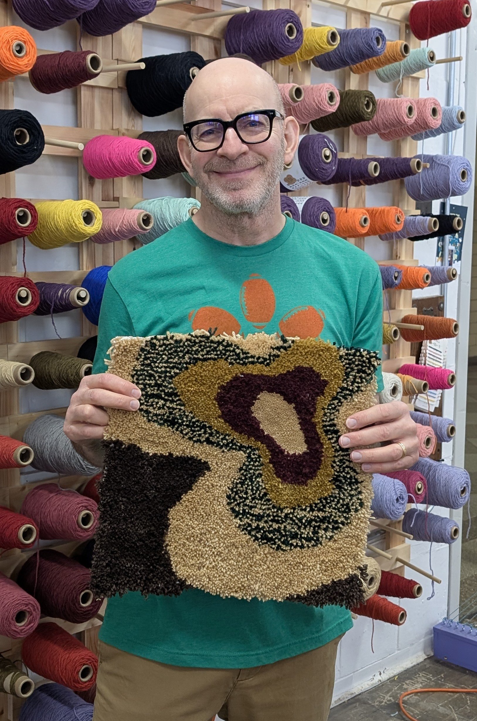 Mini rug tufting for beginners image